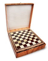 Шахматы из янтаря AZJ-HD8-chess